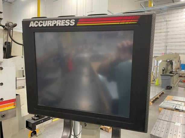 175 Ton, Accurpress #717514, CNC press brake, 14' overall, 148" between housing, 8" stroke, 10" throat, 14" - Image 2