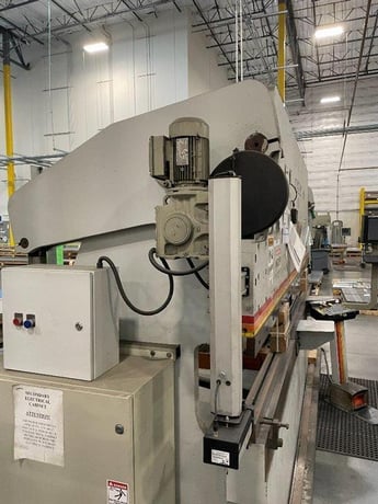 175 Ton, Accurpress #717514, CNC press brake, 14' overall, 148" between housing, 8" stroke, 10" throat, 14" - Image 8