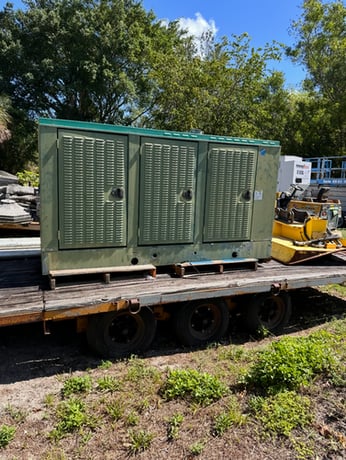 134 HP Cummins #GGHH, Nat Gas LP Generator, Multi Voltage, 100 KW, 2300 Hrs, 2004 - Image 1