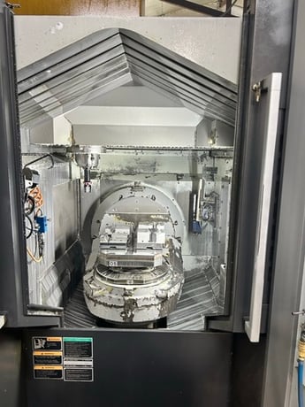 Mori Seiki #NMV-5000-DCG, 28.7" X, 20.1" Y, 20.1" Z, 20 HP, 12000 RPM, 120 automatic tool changer, 5 Axis - Image 2
