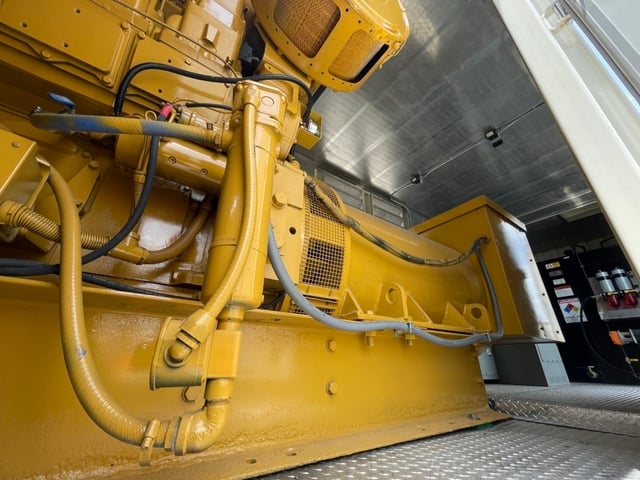 1250 KW Caterpillar #3512, Diesel Power Module, Deep Sea 8610 controls, 1200-gallon double wall fuel tank - Image 4