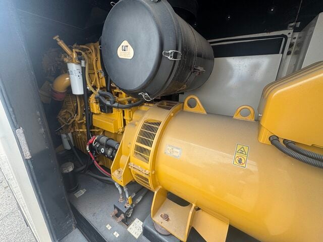 400 KW Caterpillar #XQ400, Diesel Generator Set, Sound Attenuated Enclosure, 628 HP CAT C15 Engine, 1800 RPM - Image 6