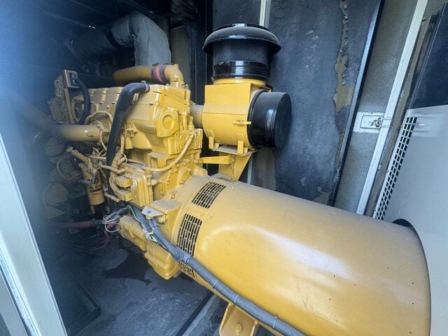 400 KW Caterpillar #XQ400, Portable Diesel Generator Set, 470-gallon base fuel tank, 1800 rpm, Multi Voltage - Image 6