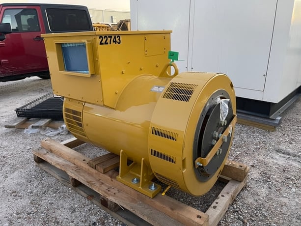 650 KW, Caterpillar #LC7224H, Generator End, 480 Volt, 2022 - Image 3