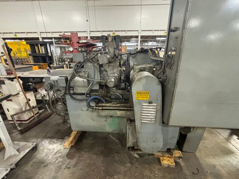 Cincinnati Milacron #Cinco-15, centerless grinder, 4" work diameter, 8 x 24 x 12 wheel, 1979 - Image 6