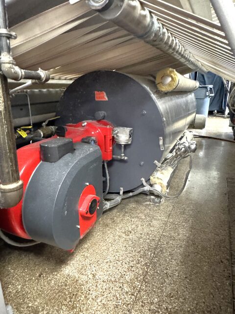 Chicago #PH-1-42, Single Roll Thermal Oil Heated Flatwork Ironer, 24" diameter x 120" width, 480 V., 2007 - Image 10