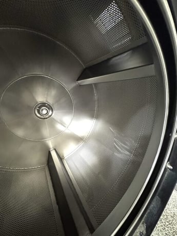140 lb. Milnor #42026V6Z, Open Pocket Washer Extractor, rigid mount, 480 V., 2019 (2 available) - Image 9