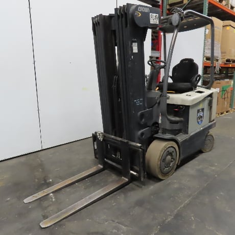 5000 lb. Crown #FC4515-50, electric forklift, 48 V., 240" lift height, 4 stage mast, 2012 - Image 4