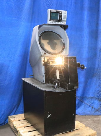 14" Scherr-Tumico #20-2500, optical comparator, bench model, horizontal projection, fiber optic surface - Image 2
