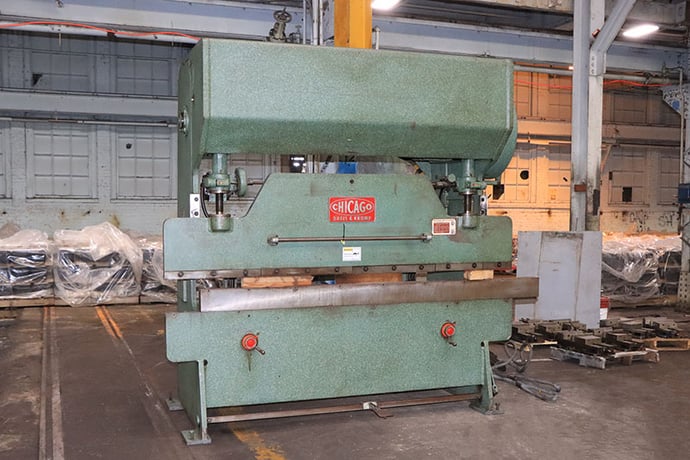 55 Ton, Dreis & Krump #68-B, mechanical press brake, 8' overall, 78" between housing, 3" stroke, 12" dia - Image 2
