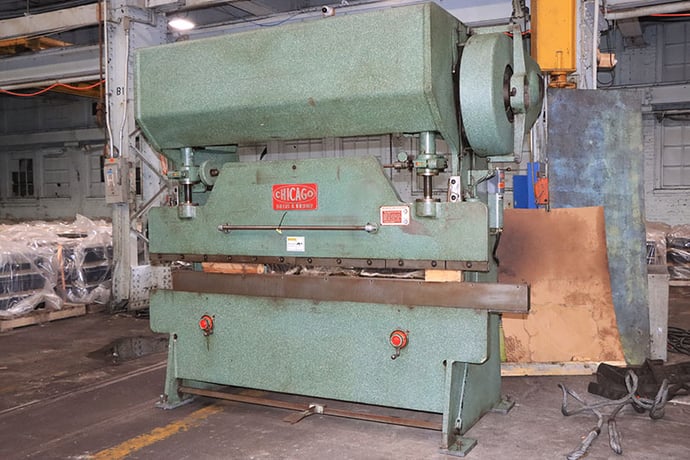 55 Ton, Dreis & Krump #68-B, mechanical press brake, 8' overall, 78" between housing, 3" stroke, 12" dia - Image 3