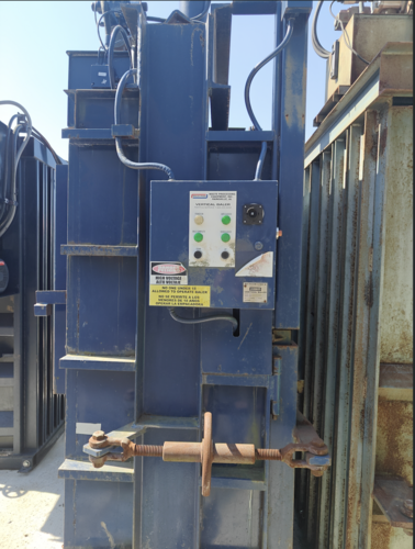 Max-Pak #MP-60HD, vertical baler - Image 1