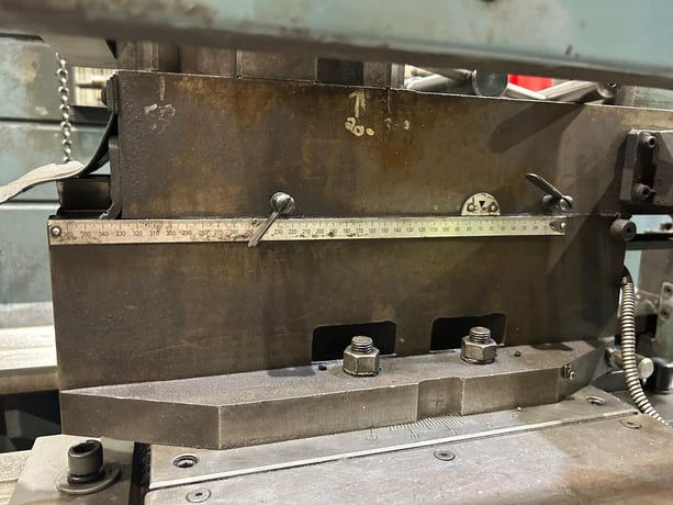 34" x 118" Microweily #TY-34x120-10, Heavy Duty Engine Lathe, 25.10" swing over cross slide, 17.71" center - Image 6