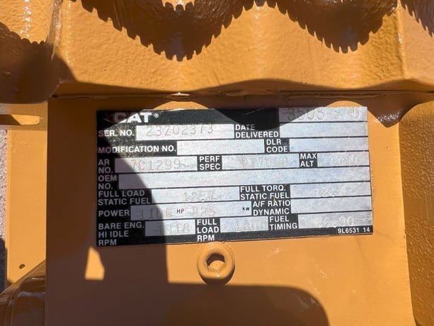 750 KW Caterpillar #D3508, diesel generator set, 1025 hours, 1106 HP @ 1800 RPM - Image 3