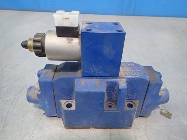 Rexroth #R901152584, Hydraulic Valve - Image 1