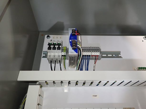 Eaton, Multi-Point Meter Cabinet w/HMI, 5 Qty. - Image 5