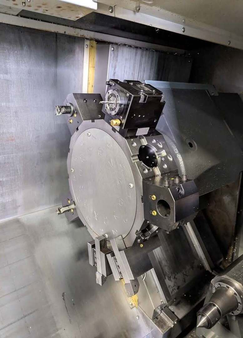 Haas #ST-35Y, CNC Lathe, 21" swing over carriage, 32.5" between centers, 4" bore, 40 HP, 220 Volts, 2022 - Image 4
