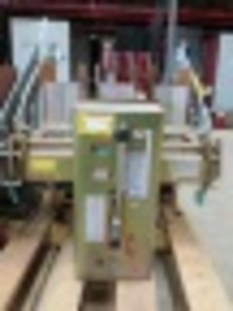 1600 Amps, Allis-Chalmers, LA-1600, manually operated, drawout, #AB6010 - Image 2