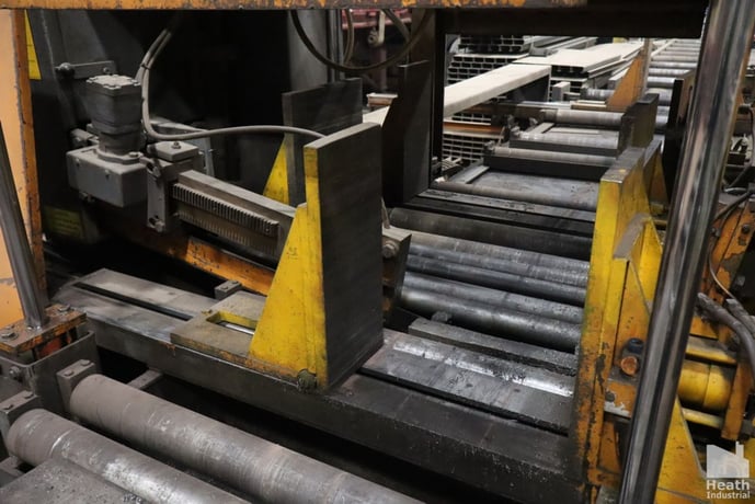 25" x 30" HEM #WF160LA-DC, dual column horizontal band saw, automatic, 321" x 2" blade, 10 HP - Image 5