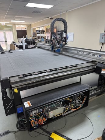 Multicam #Celero-4, router with addition spindle assembly, 6' x 10' table, 220 V., 1 phase, 2022 - Image 6