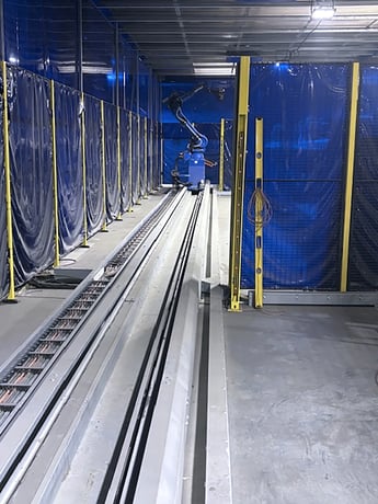 Yaskawa, dual robot weld cell, 45 lb payload, 123" horizontal reach, 221" vertical reach, 2023 - Image 5