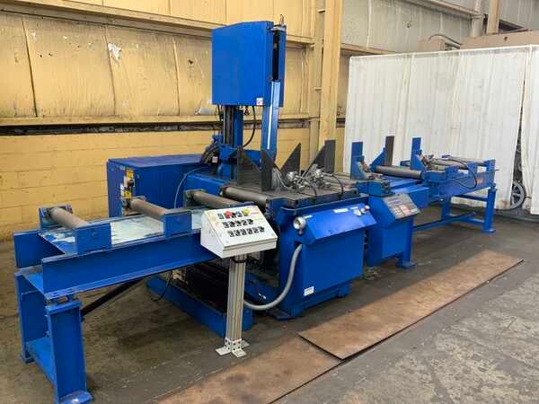 18" x 20" Marvel #81APC-II, vertical band saw, programmable stock feed, dual hydraulic vises - Image 1
