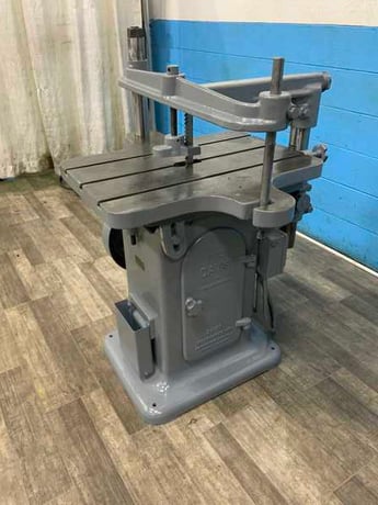 1/16" x 7-1/2" Davis #5, keyseater, tilt table, micro depth stops, resistance bar, 2 HP, 48 SPM - Image 2