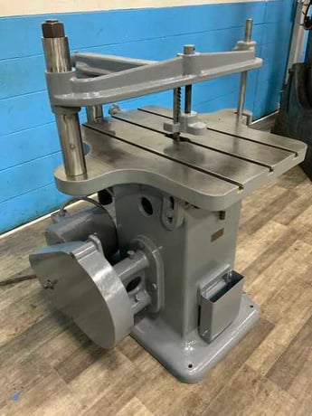 1/16" x 7-1/2" Davis #5, keyseater, tilt table, micro depth stops, resistance bar, 2 HP, 48 SPM - Image 3