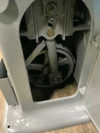 1/16" x 7-1/2" Davis #5, keyseater, tilt table, micro depth stops, resistance bar, 2 HP, 48 SPM - Image 5