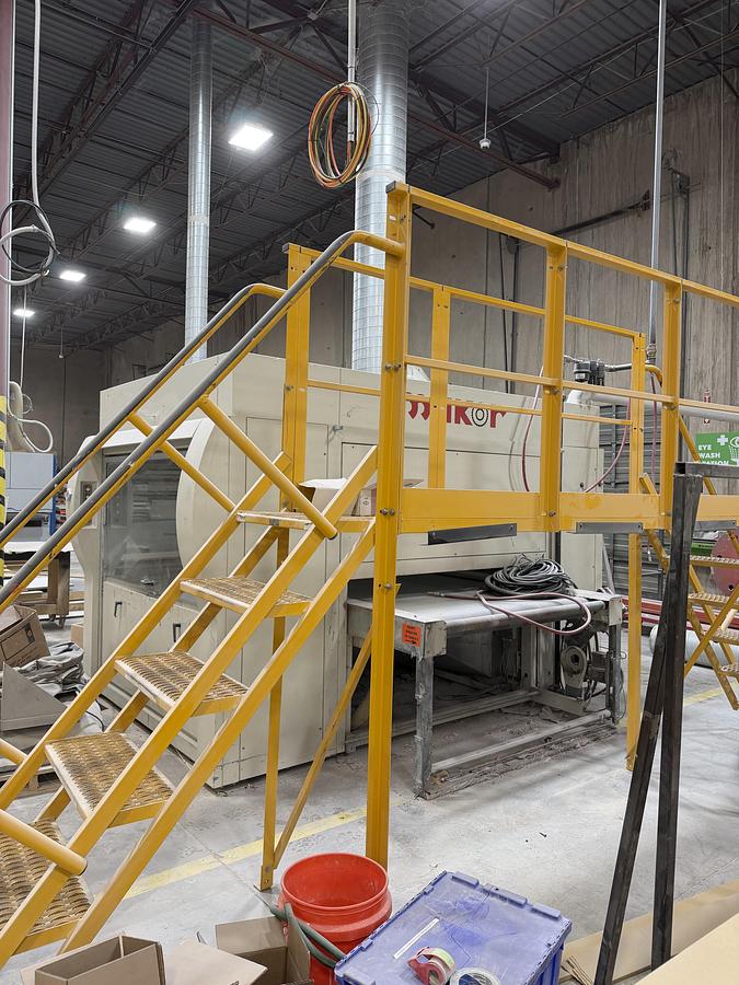 Makor #Q-One, Spray Line, w/ Ovens & Pumps, 2013 - Image 1