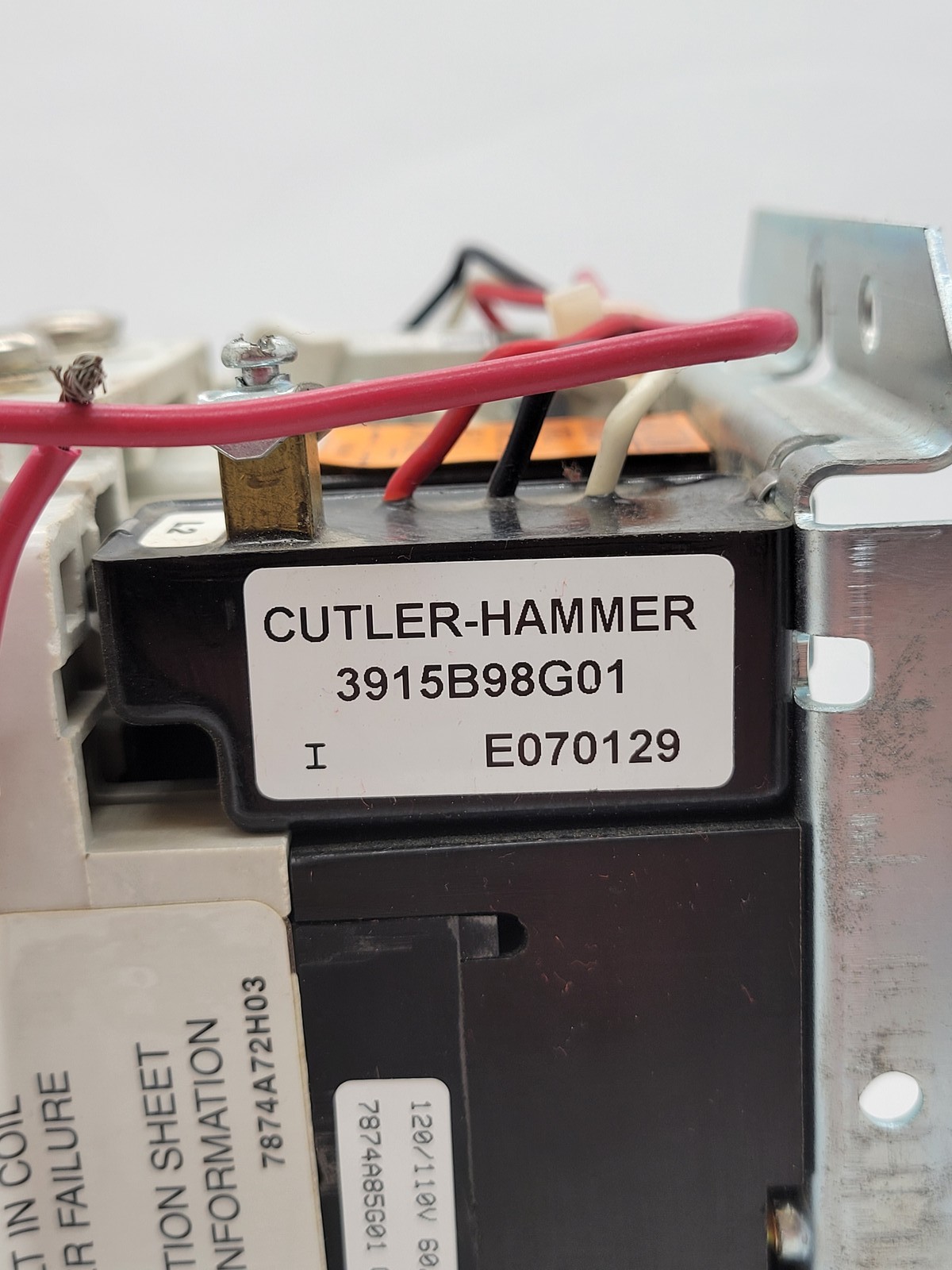 Cutler-Hammer A202K4CAM, AC Lighting Contactor, 200A, 3P, 60 Volts, 120/110 Volts, Coil Model M - Image 3