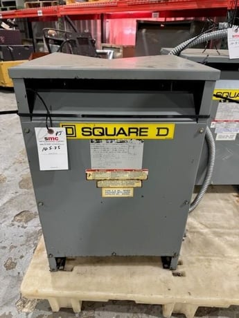 45 KVA, 480Y/244 Primary, 240 Secondary Square D #EE43T15MCT, Transformer, 3ph - Image 1