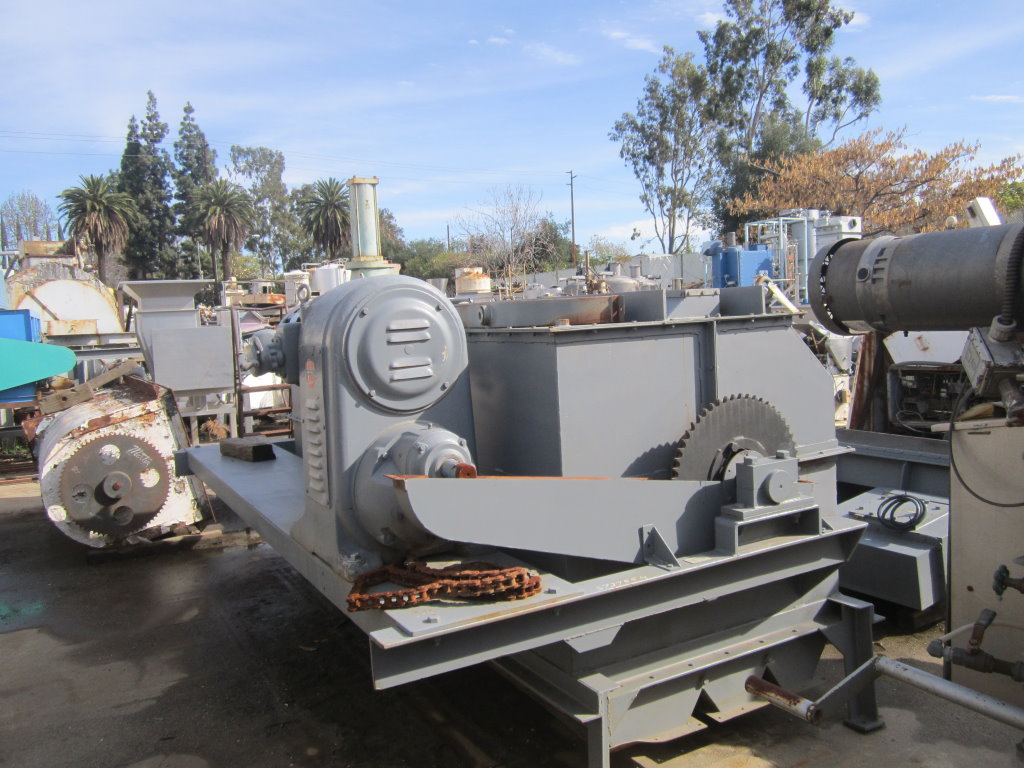 36" x 120" Eriez magnetic separator, Stainless Steel, drum (2 available) - Image 3