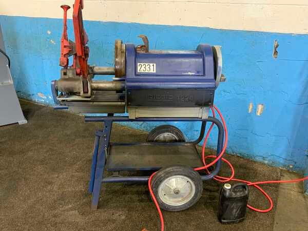 1/4" -4" Ridgid #1224, Pipe Threader, 1/2" to 2" bolt capacity, 2-1/2" to 4" receding die head, 1.5 HP, 36 - Image 2