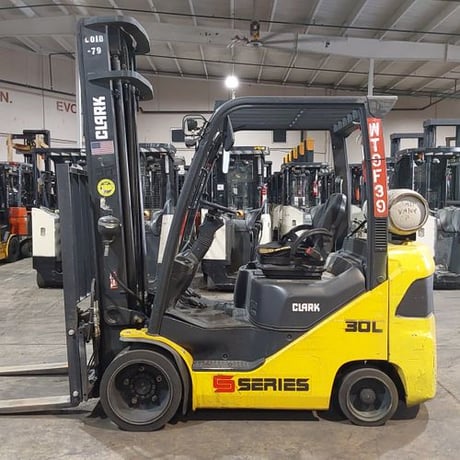 6000 lb. Clark #S30CL, Forklift, 240" raised height, 42" spade fork length, 4-way hydraulics, 9477 hours, 2018 - Image 2