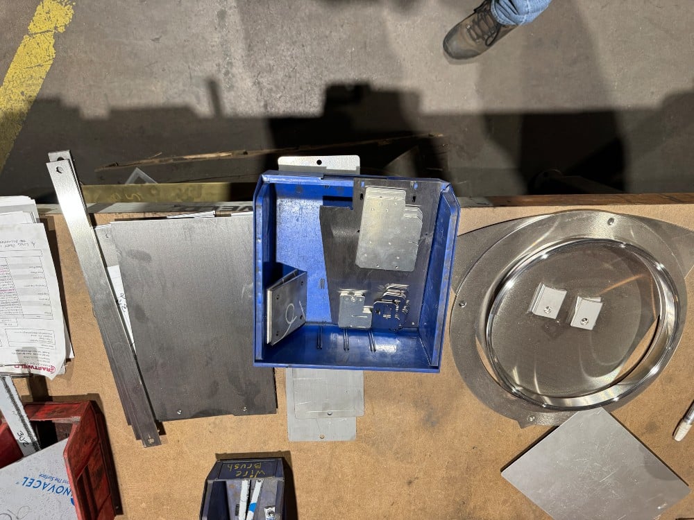 Bystronic #ByLaser-2200M, CNC Co2 Laser, 2200 watt, 60" x 30" working area, 15 mm mild steel, 6 mm stainless - Image 9