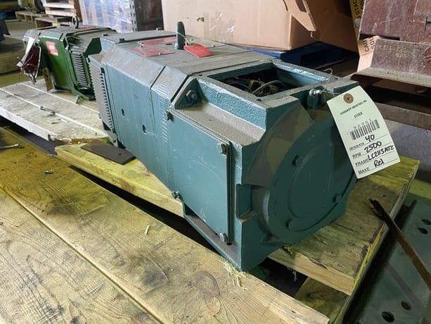 40 HP 2500 RPM Reliance, Frame LC2113ATZ, DPFVBB, 500 VA, 300 VF, New Surplus - Image 2