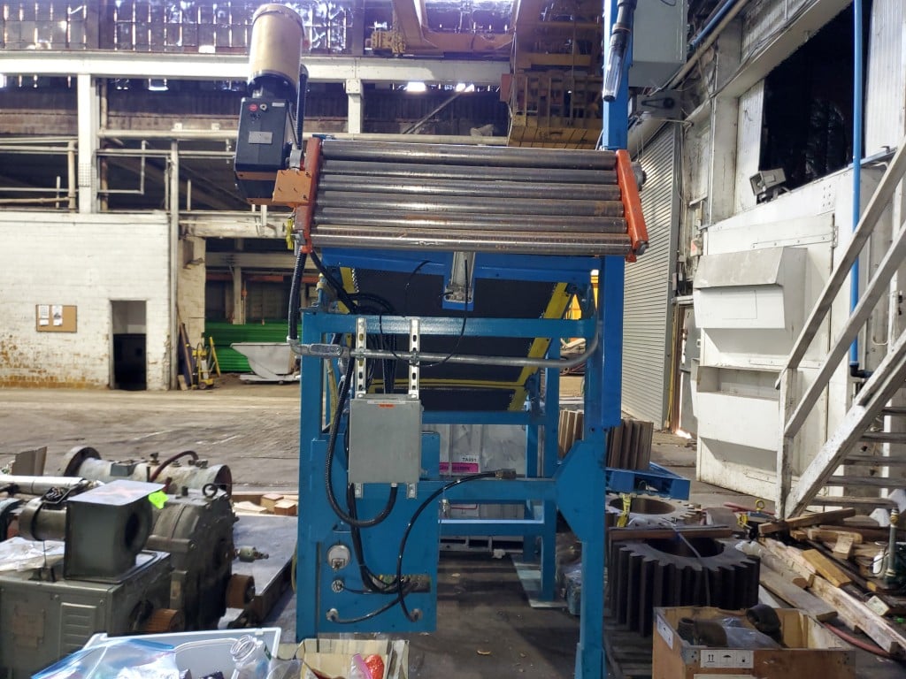 34" wide Intralox, Extruder Feed Conveyor, pneumatic wig-wag w/ 36" wide idler rolls at discharge, (3 - Image 4