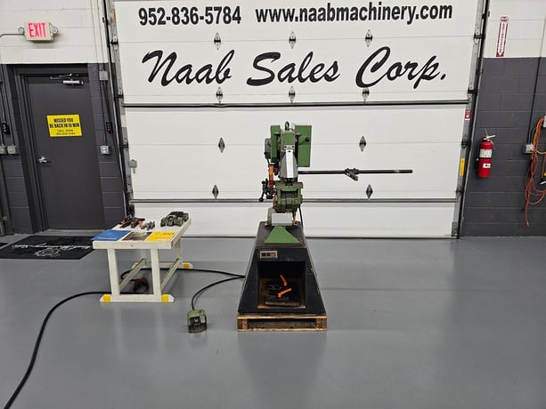 3" x 3" x 5/16" Peddinghaus, Universal Ironworker, 38 ton, 36 SPM, 2 HP motor, 220 Volts, 3PH - Image 10
