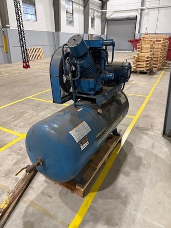 Individual Machines #482504, Air Compressor, 80 gallons - Image 2