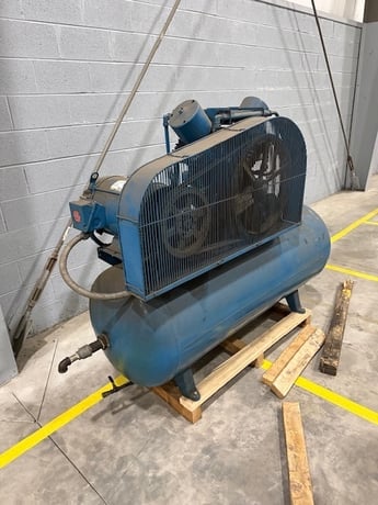 Individual Machines #482504, Air Compressor, 80 gallons - Image 4