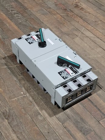200 Amp, Siemens V7F3244R, Vacu-Break Panelboard Disconnect Switch, 240 Volts, 3P, 3Ph, 25HP - Image 8