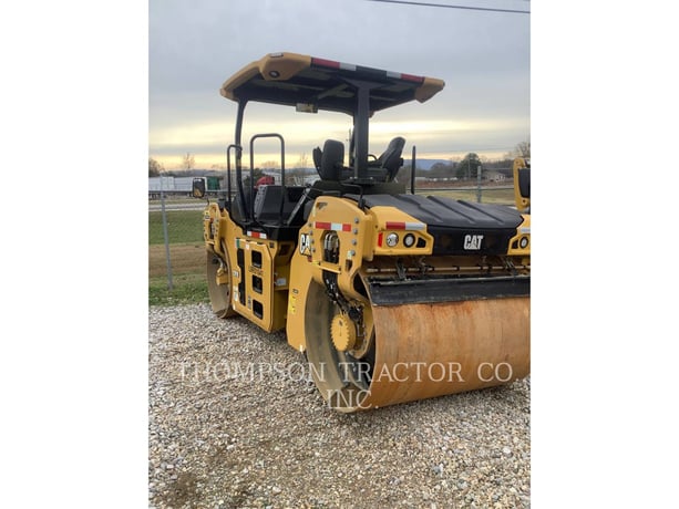Cat Cleaver-Brooks 10, 414 hours, S/N: L9R01041, 2025 - Image 3