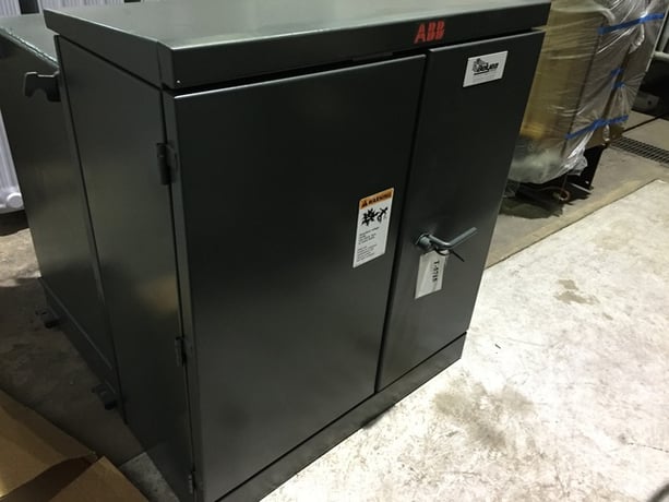 225 kVA, 4160 DELTA Primary, 208/120 WYE Secondary, ABB, Loop feed, Dead front Pad-Mount - Image 2