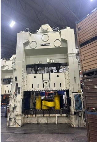 800 Ton, Clearing #S2-800-132x60, straight side double crank press, 18" stroke, 34" Shut Height, 12" adj., 12 - Image 4