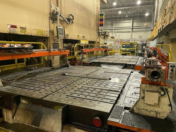 2400 Ton, Komatsu #TS8-1600-800-3600-5400, 2 Slide transfer press - Image 3