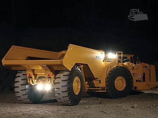 Caterpillar AD45, Underground Mining Truck, 581 HP Cat C18 engine, 49-ton payload, 201-gallon fuel tank - Image 9