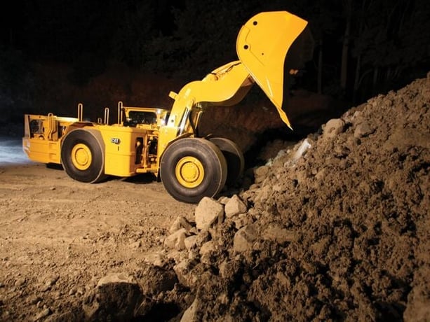 Caterpillar R1600H, Underground Mining Loader, 271 HP Cat C11 diesel engine, 12-ton payload, 5.5-7.7 yd - Image 5