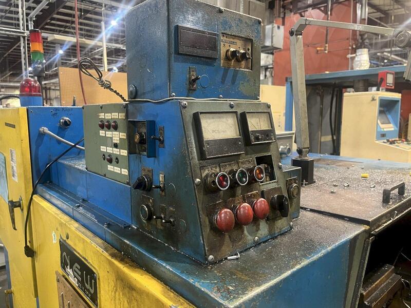 .23" x 3.5" Nakashimada #TH4-6A, 4-Die Progressive Header, 2.756" shank length, 230 pieces/min., 2-plane wire - Image 3