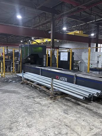 JQ #FLT-12035ETN, fuber tube laser, 4000 watts, bundle load/loader, 2022 - Image 1